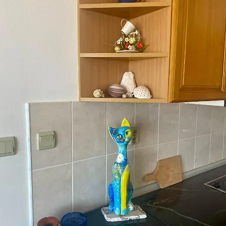 Gorgeous, 1 Bed Apt, Sea Views. * دوني